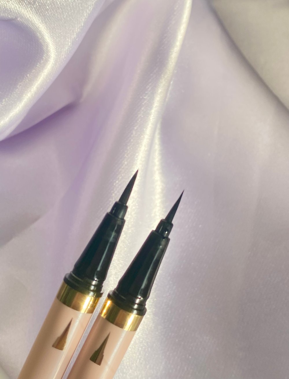 Image of Double Sided Eyeliner