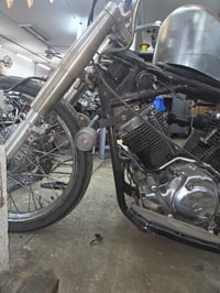 Image 2 of Vstar 1100 Single Tube Crash Bar. 