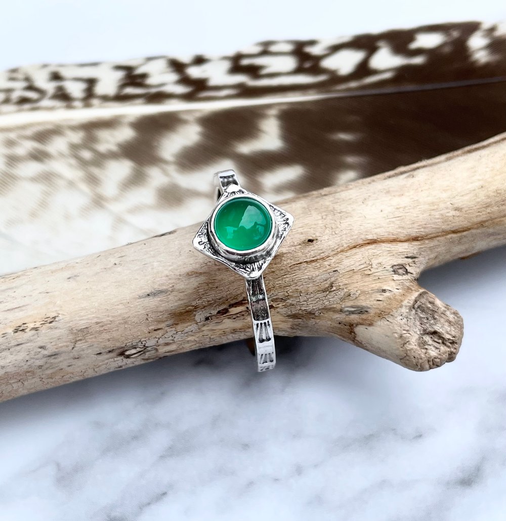 Handmade Sterling Silver Green Onyx Stamped Dainty Ring