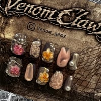 Image 2 of Junk Clawz