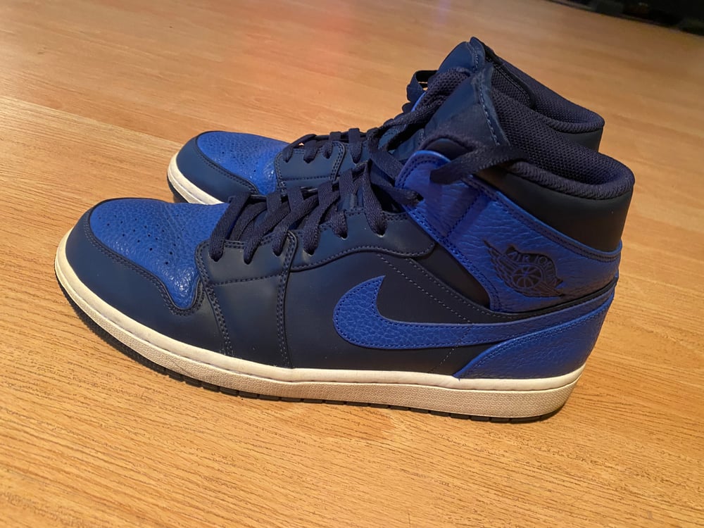 Jordan 1 Mid Obsidian Royal Size 12