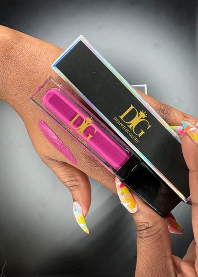 Image of Magenta liquid lipstick with LED light & mirror 