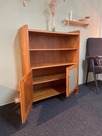 Image 2 of Kommode Olive