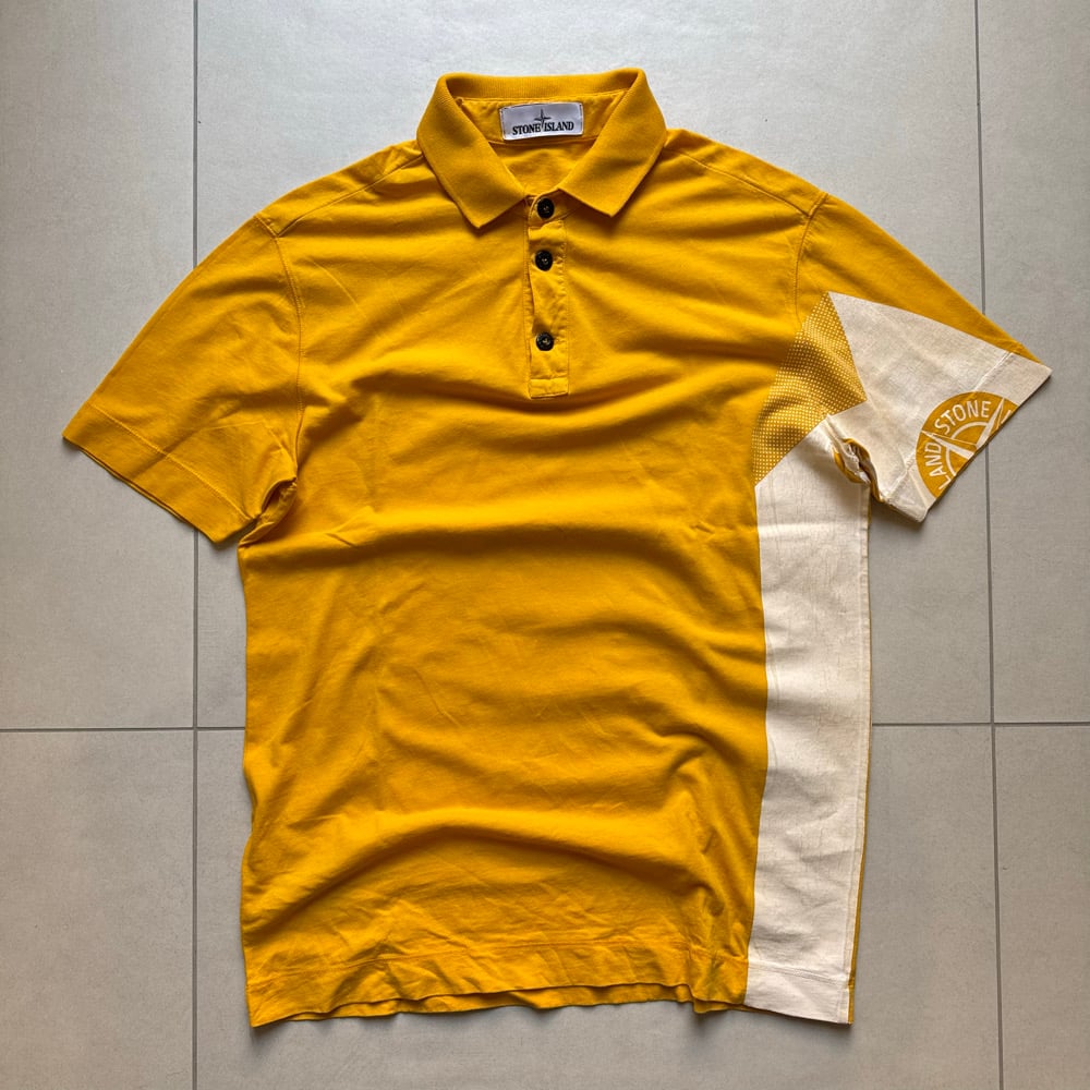 Image of SS 2018 Stone Island polo shirt, Size Medium