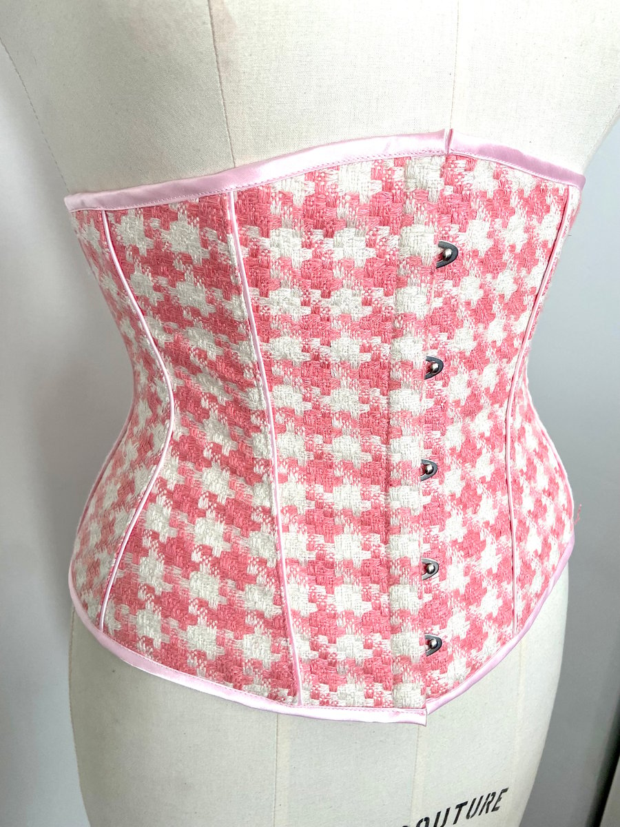 Image of PINK CHANEL UNDERBUST 