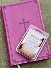 Image 3 of God's Daughter | Soy & Beeswax Melt Clamshell