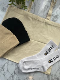 TOTE - HAT - SOCKS