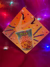 CUP NOODZ Pornament