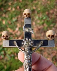 Image 2 of skullz crucifix handpoke tool