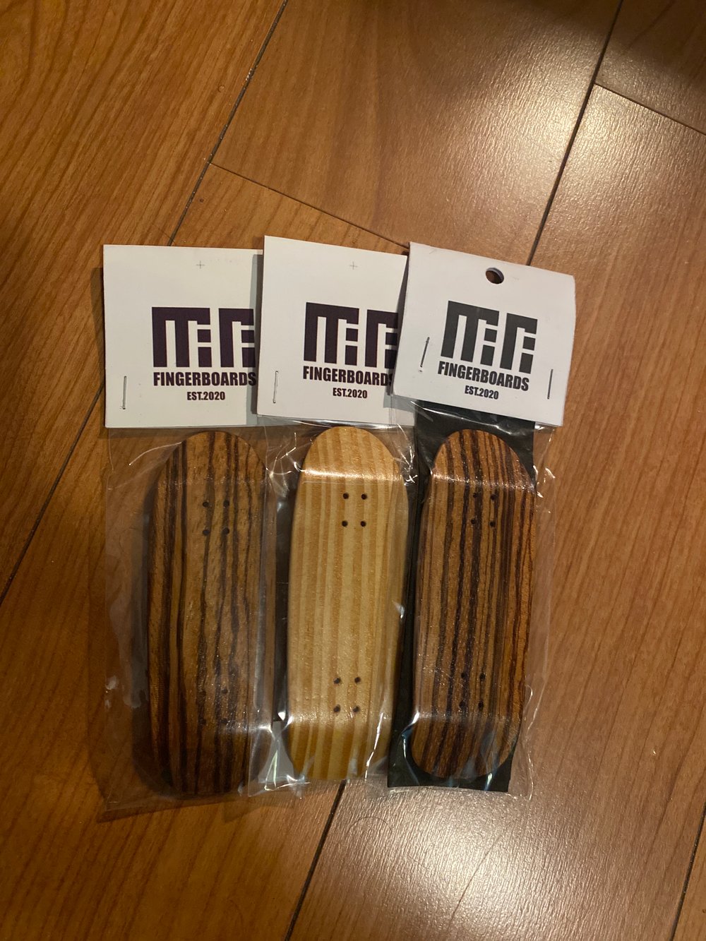 Image of MINI fingerboards exotic ply cruiser