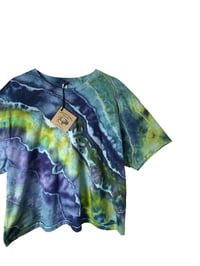 Image 5 of L Crop Tee in Cool Geode Ice Dye