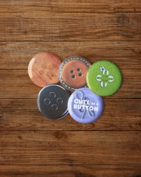 Image 1 of Set of pin buttons