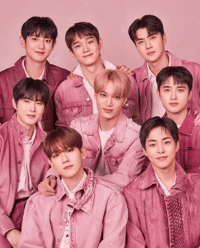 EXO (엑소)