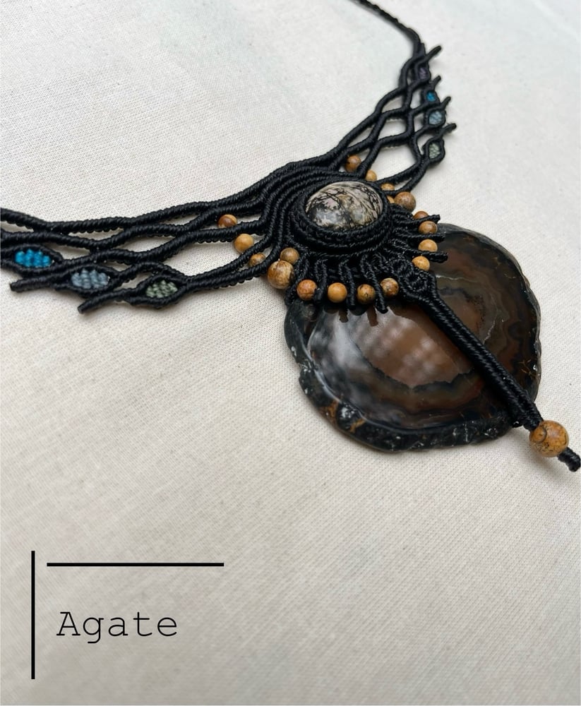 Image of Macrame necklace with rhodonite and agate