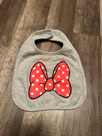 Minne bib