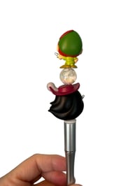 Image 3 of Pan and Hook Pen