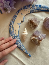 Image 5 of Lune à accrocher