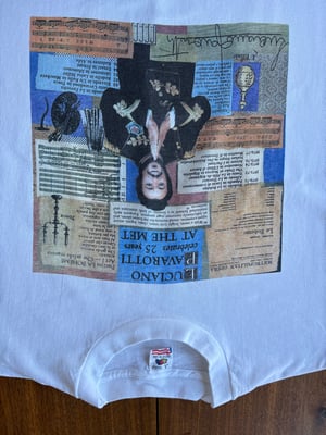 Image of 'Luciano Pavarotti Celebrates 25 Years at the Met' T-Shirt