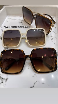 DIVAH shades