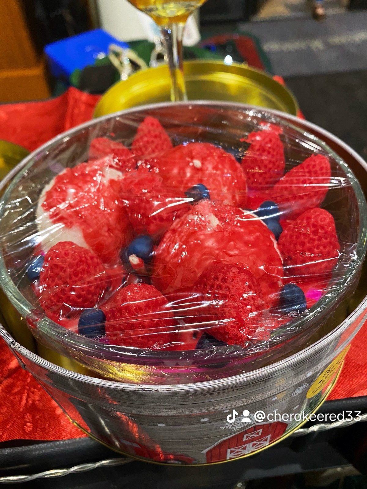 Image of Strawberry and Vanilla Ice Cream Bowl
