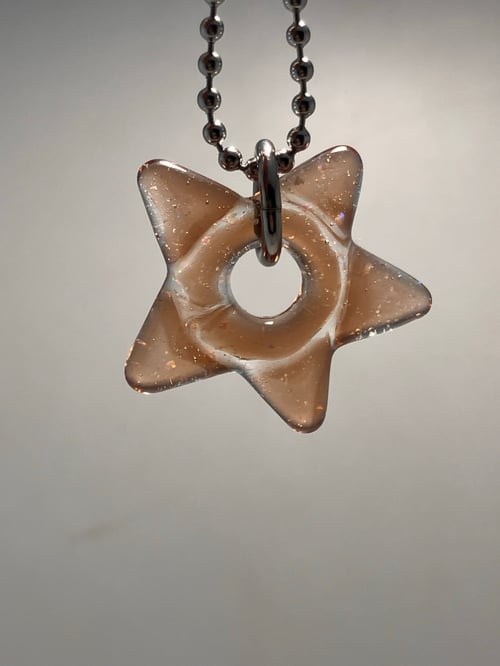 Image of brown crushed opal star