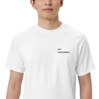 not manhattan - Men’s T-shirt - Embroidery black logo