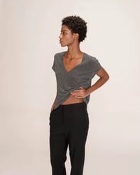 Image 1 of Top Cuello V Lurex Plata Tango