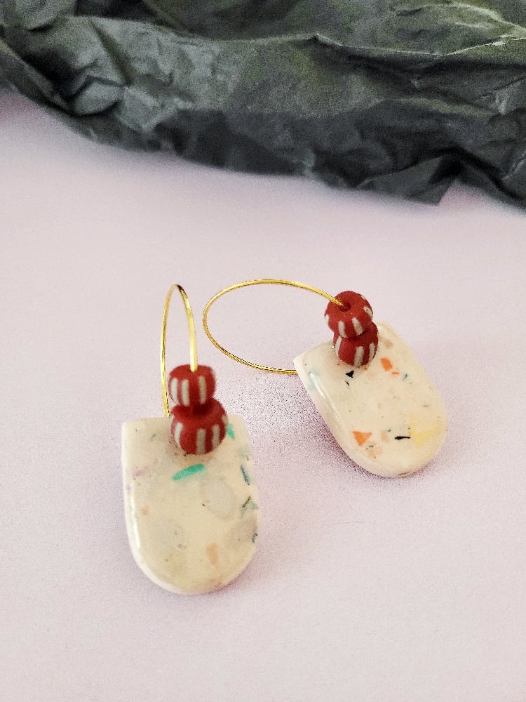 Image of Boucle d'oreilles arche terrazzo pastel