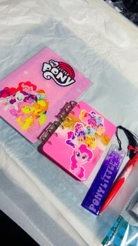 Image 5 of Resin notebooks and pens 