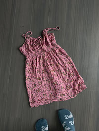 floral pink dress (sz med)