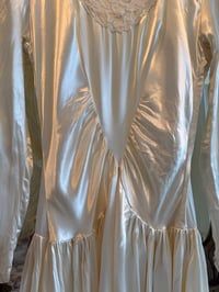 Image 9 of 1940s Satin Art Deco