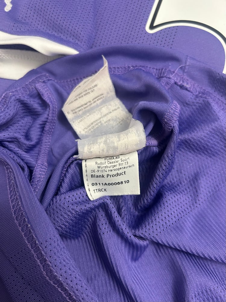 Image of Tottenham Hotspur “BALE 3” 2011/12 Away Shirt + PL patches  (M)