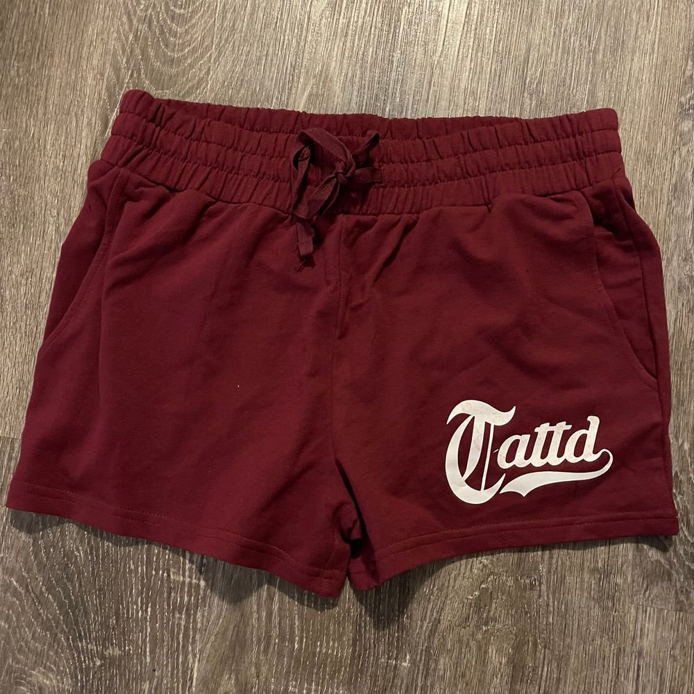 burgundy cargo shorts