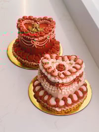 Image 1 of Valentines Rose Cake