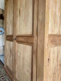 Image 4 of L’ancienne armoire campagnarde 
