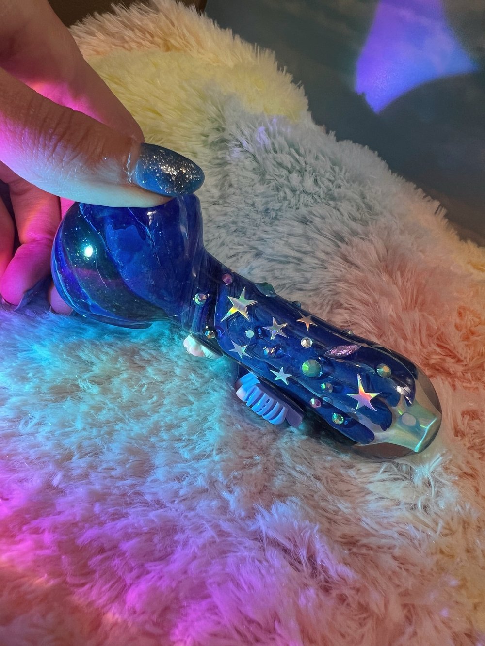 Hello Kitty’s celestial charm 🌈 Craft pipe