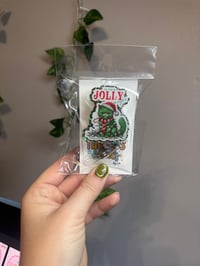 Is this jolly enough green cat 