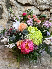 Image 4 of Flores en Cesto