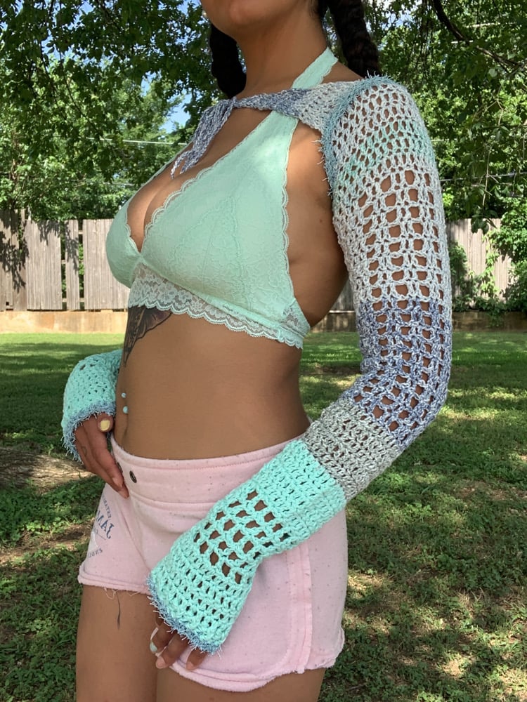 Image of ✧Frosted Fuzz Shrug