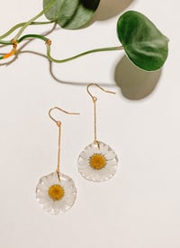 Image 1 of Daisy Dangles