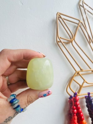 Image of Lemon Jade Meditation Palmstone