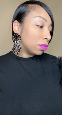 Image 2 of Big Link Earrings- Leopard 
