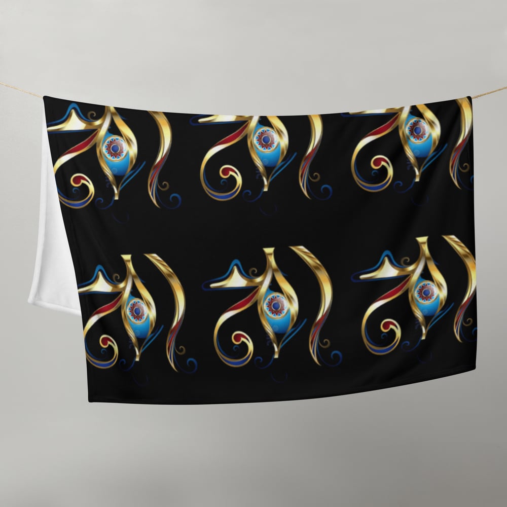 Image of EYE AM Throw Blanket