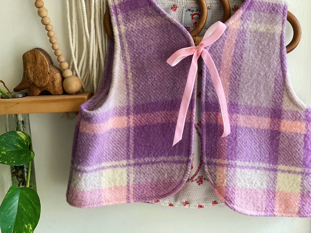 Image of Lavender Woolly Vest