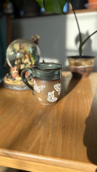 Image 6 of Butterfly mug 08