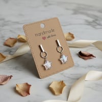 IRIDESCENT STAR BEAD