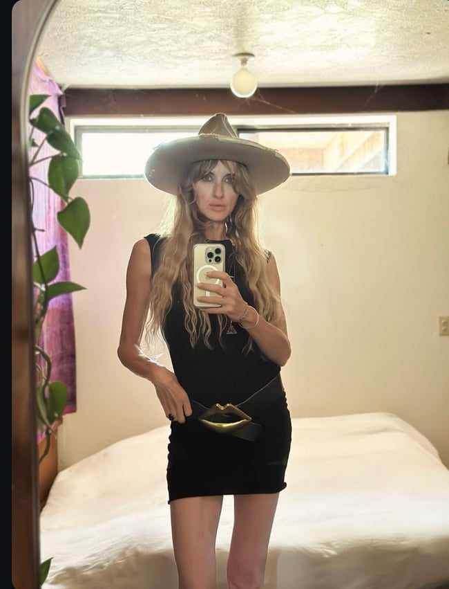 late 1960s brass STONES lips belt leather