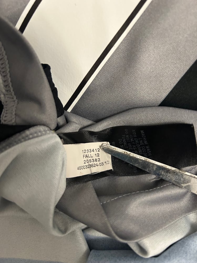 Image of Tottenham Hotspur “BALE 11” 2012/13 Third Shirt + PL patches (L)