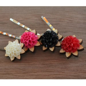 Image of Color Chrysanthemum Hair Pins