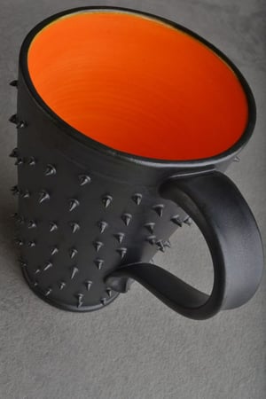 Image of Spiky Mug Tall Gun Metal Black and Orange